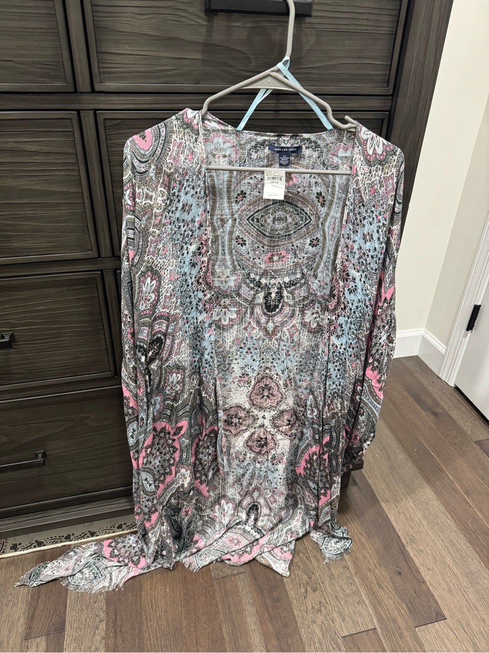Women’s American Eagle cardigan size one size fits all